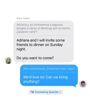 Okamžité tlumočení ve Zprávách, textová zpráva „Adriana and I will invite some friends to dinner on Sunday night. Do you want to come“ se automaticky přeložila do španělštiny
